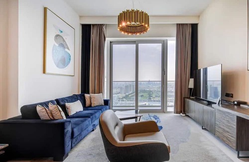 Al Sufouh 2 Apartment | Exclusive 1-Bedroom Suite with Breathtaking City Vistas at Avani Plus Palm View