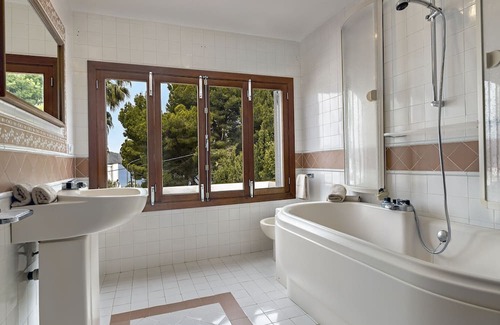 Marina Manresa Ski Chalet | House facing the sea in Marina Manresa, Alcudia