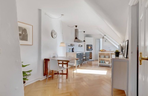 Christianshavn Apartment | Waterfront Penthouse apartment -1400ft2