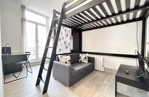 La Gare Apartment | Vrbo Property