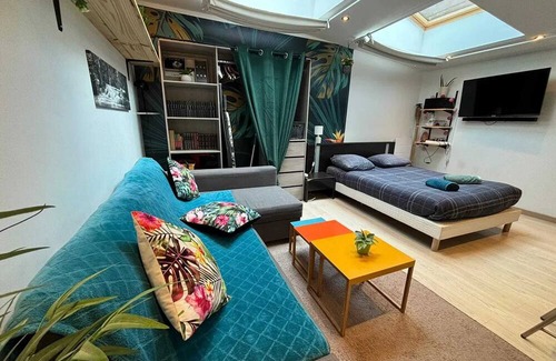 Henriville Apartment | Homerez - Nice studio for 4 ppl. at Amiens