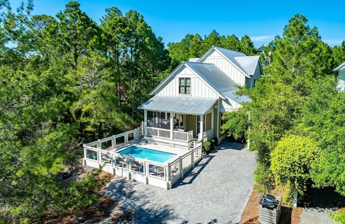 Forest District House | Watercolor Stunner w Pool near Camp Watercolor