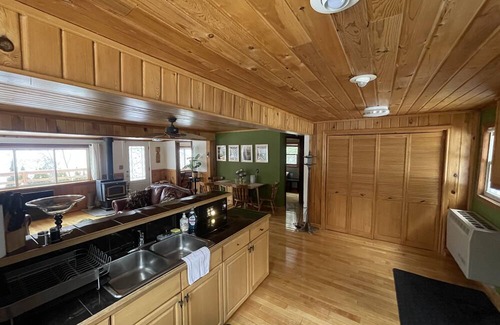 Madawaska Valley Cottage | Relax in Canadian Nature in our 2 bedroom Cottage on Long Lake