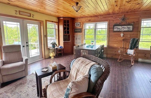 Sheffield House | This house is a 2 bedroom(s), 2 bathrooms, located in Ripples, NB.