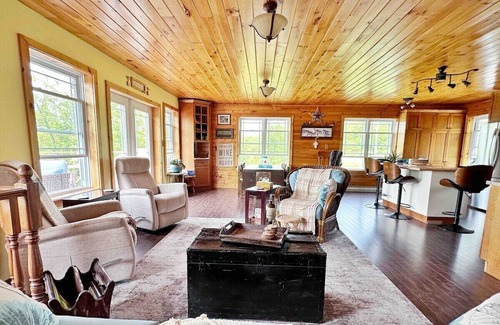 Sheffield House | This house is a 2 bedroom(s), 2 bathrooms, located in Ripples, NB.