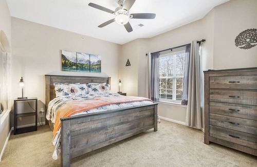 Branson Condo | Our Happy Place at Holiday Hills – A Branson Bonanza! Resort Home, Pet Friendly