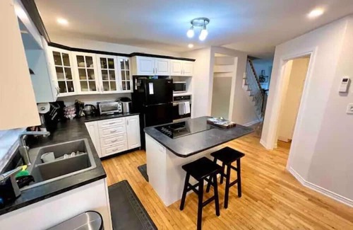 Bedford House | Central Bedford Home