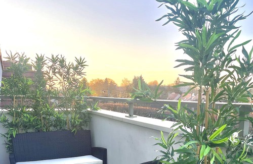 Trappes Apartment | Appartement Design Avec Netfix, Prime, Chaînes Sportives.