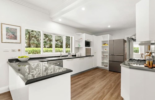 Vaucluse House | Luxury Vaucluse home, close to beach, 10 min from CBD