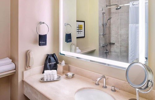 Redwood Shores House | Grand Bay San Francisco, 3 Deluxe King, Pets Are Allowed!