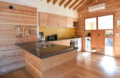 Horta Apartment | Relaxing Beachside 3 Bedroom Apartment