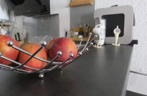 Gerzat House | "orange Touche" ~ Calme et Cosy