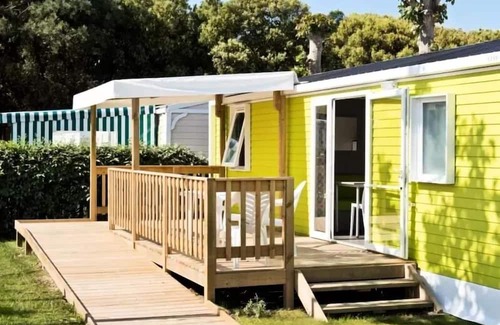 Saint-Cricq House | Camping Lac de Thoux* - Classic Pavilion 30m² - 3 Ad + 1 Child - for people with reduced mobility - air conditioning - TV 4 people
