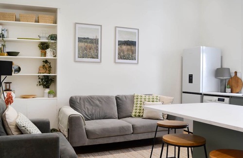 Prestwick Cottage | 2 bedroom accommodation in Ayr