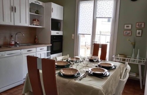 Bellerive-sur-Allier Cottage | Gite Bellerive-sur-Allier, 3 bedrooms, 6 persons