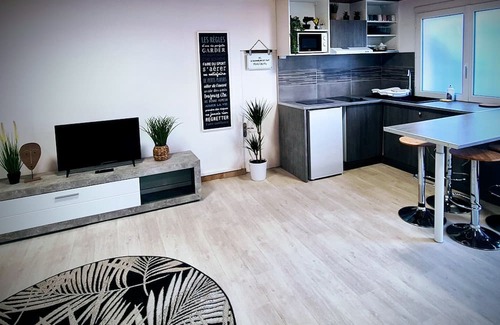 Leuville-sur-Orge Apartment | Le Confort Francilien -rer C -bretigny-sur-orge/paris