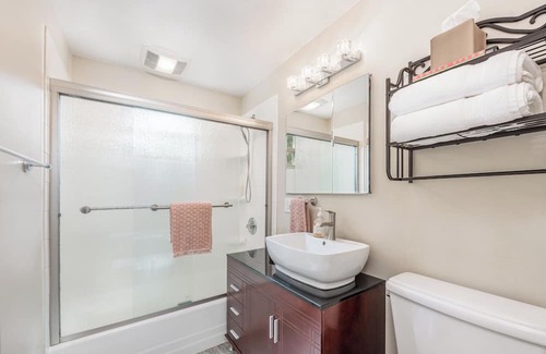 Crafton House | NEW Spacious West End home near downtown + stadiums w. Arcade, Fire Pit, Parking