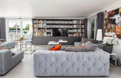 Rock Harbor Villa | Modern ocean side estate: 5 bed - 6 bath, big pool, 2 rooftops, small dock