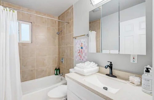 Carmichael House | Colorful Retro Home 3Br 2BA