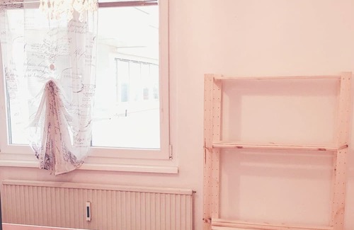 Maxglan Apartment | Room Flower near Train station and Hospital