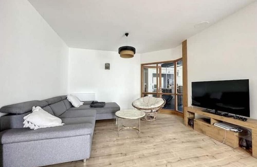 Saint-Ave Apartment | Appartement Familial