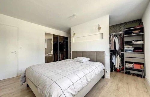 Saint-Ave Apartment | Appartement Familial