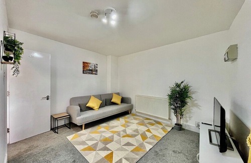 Valentines House | Modern Cosy 1 Bed Ilford Home