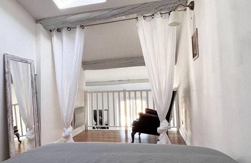 Saint-Victor Apartment | L'Abbaye - Appart atypique avec vue Vieux-Port