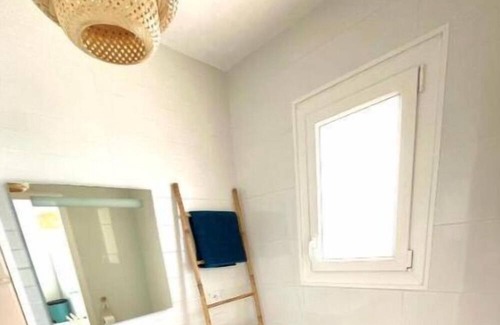 Loupian House | Charmante Maison de Plain-pied Avec Terrasse et Jardin