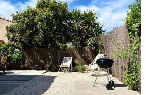 Loupian House | Charmante Maison de Plain-pied Avec Terrasse et Jardin