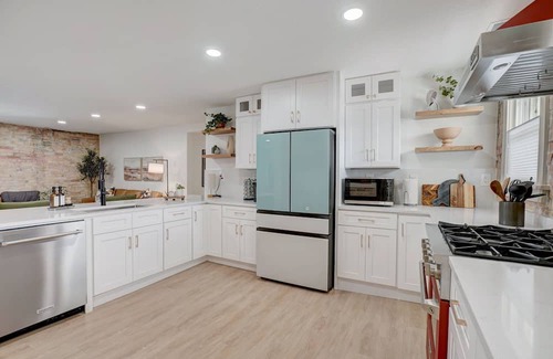 Joaquin Condo | Provo's Walkable Lovely Loft w/ Hot Tub, Firepit, 4 BR 3 Bath