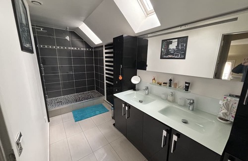 Rungis Bed & Breakfast | Location 2 Chambres Tout Confort Spécial JO Paris 2024