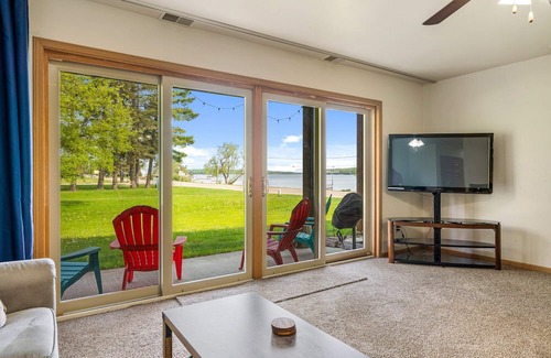 East Jordan House | 🌼 South Arm Retreats: 2BDR Lakeview Townhome ➠ #2