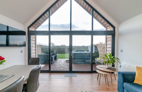 Guisborough Cabin | 2 bedroom accommodation in Guisborough