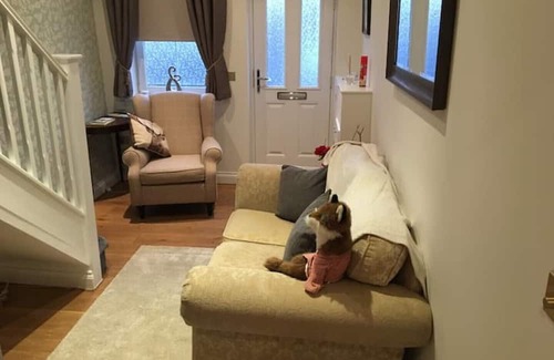 Windsor Cottage | Buchanan Cottage | 2 Bed House in Golden Triangle