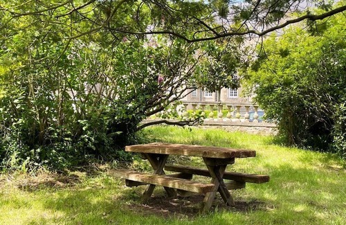 Aumeville-Lestre Apartment | Spacious apartment with garden