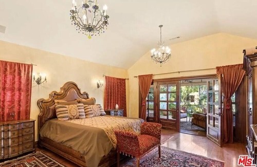 Mid City Villa | Country Club - Elegant Spanish Villa With Top-Tier FInishes