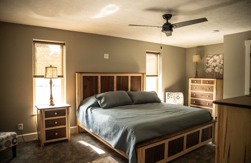Somerdale House | 2 unit in Amish Country Spacious Lodge in Sugarcreek