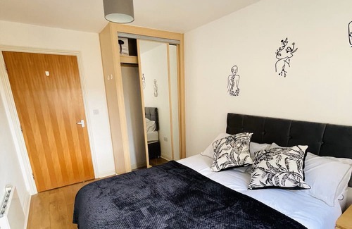 Brixton Apartment | Discover Modern Urban Living in the Heart of Brixton