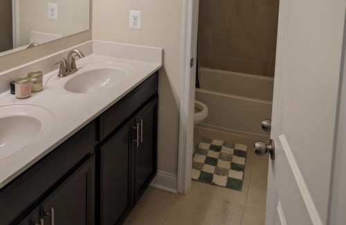 Gambrills House | Charming 3-bedroom 3.5 bath townhome in delightful Gambrills