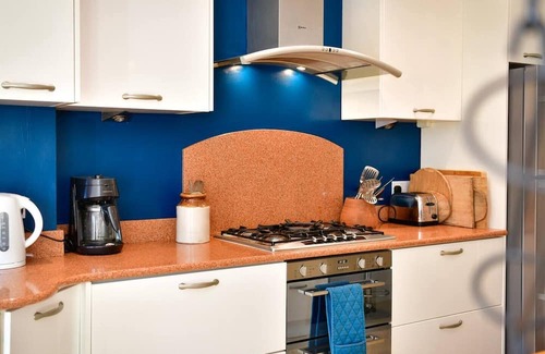 Heath House | Pass the Keys | A home away from home!