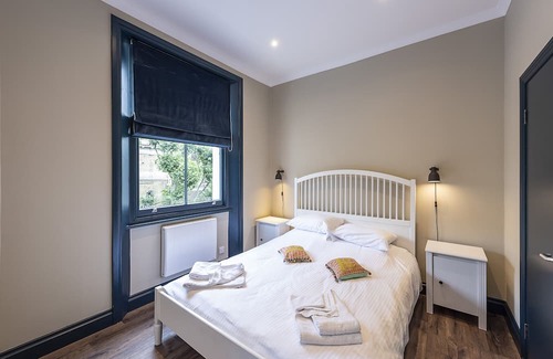 Pembridge Apartment | Notting Hill Studio 5 mins from Portobello Road & 10 mins from Kensington Palace