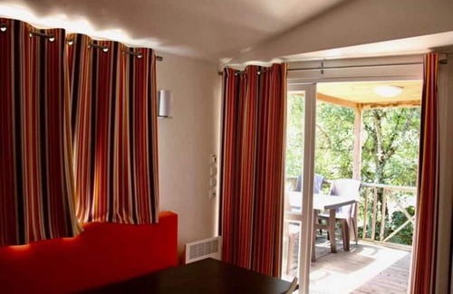 Rocamadour Ski Chalet | Chalet 3 étoiles - Piscine - eeebae