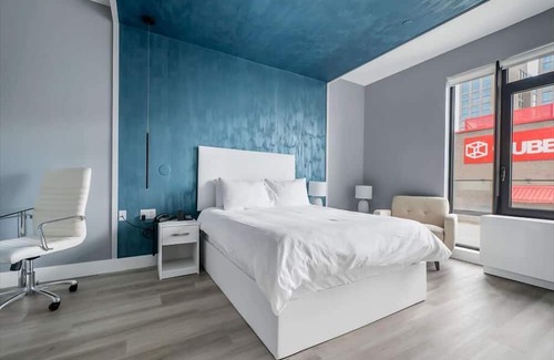 Port Morris House | Easy access to I-87 Studio Q BR | near NYC
