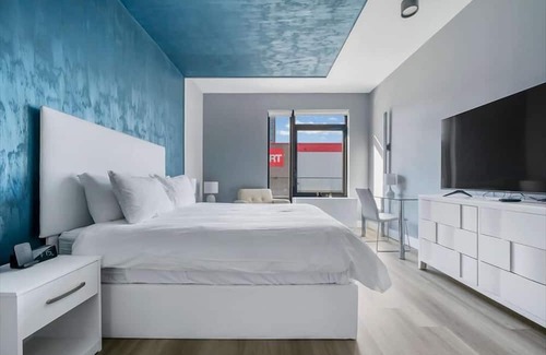 Port Morris House | Easy access to I-87 Studio Q BR | near NYC