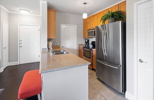 Laguna Hills Condo | Top floor cozy condo