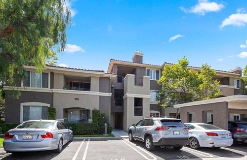 Laguna Hills Condo | Top floor cozy condo