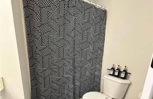 Rex House | House close to the airport !