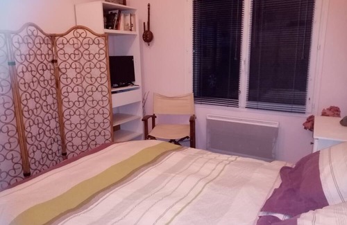 Champeaux Bed & Breakfast | La Campagne au Bord de la Mer. Une Chambre Chez L'habitant et ses Animaux