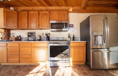Westcliffe House | Spacious Geodesic Dome Home with Stunning Mountain Views - Walk to Westcliffe